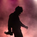 Depois de temporadas de sucesso no Rio de Janeiro e São Paulo,o espetáculo inédito “Raul Seixas, O Musical”, chega em Curitiba